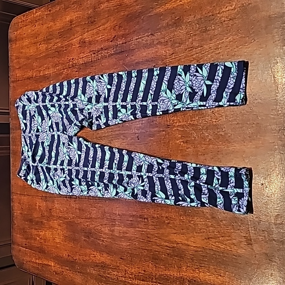 Floral‎ Water Hyacinth Zen Print Leggings